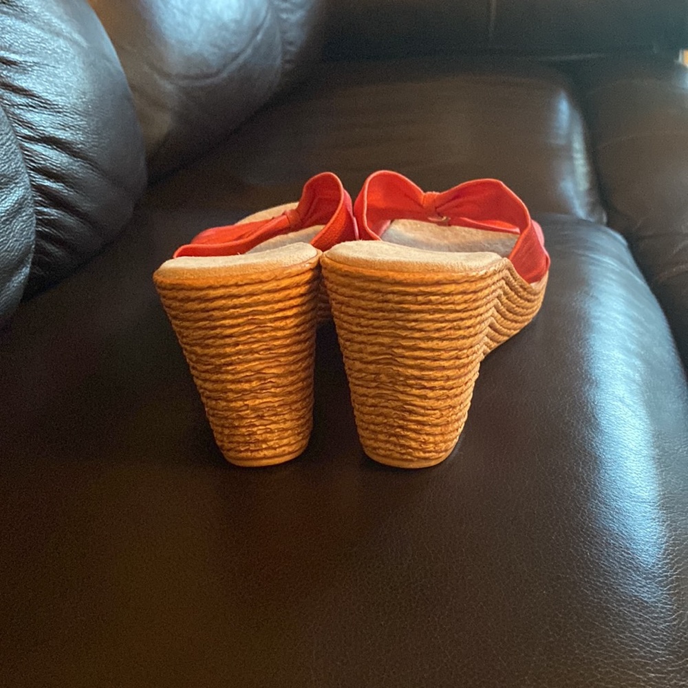Shoes - Picture 3 of 8